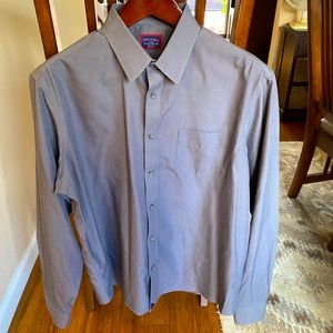 UNTUCKit Dress Shirt - Size L *Brand New*